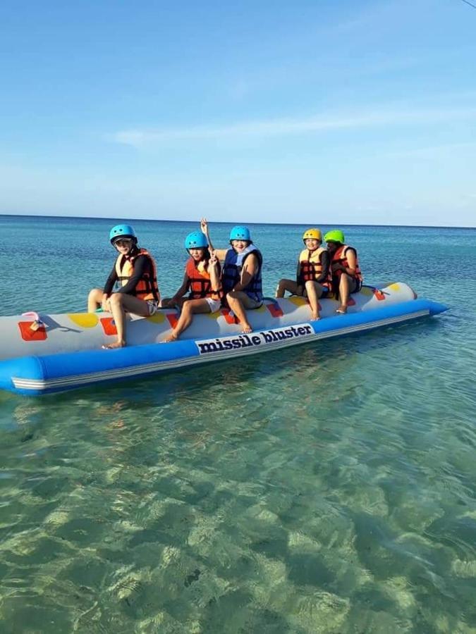 Blue Lagoon Inn, パガッドパッド エクステリア 写真