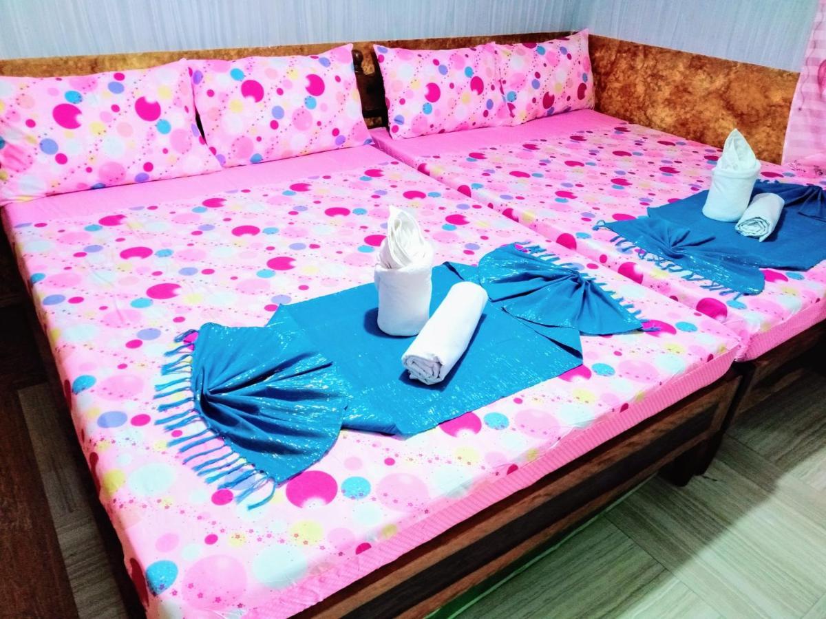 Blue Lagoon Inn, パガッドパッド エクステリア 写真